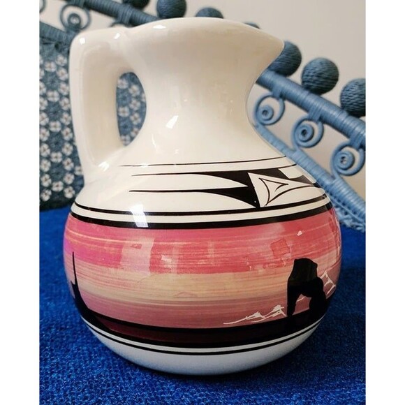 Vintage Cedar Mesa Signed Navajo Ceramic Water Pitcher/Jug - Picture 6 of 10